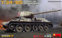MiniArt 35294 1 35 Soviet T-34 85 tank Spring 1944 with inner structure