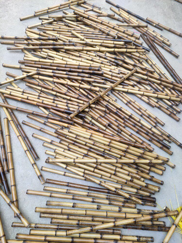 High-grade professional Jinghu Danzi rod Xipi Erhuangqin accessories factory direct sales of iron bobbins, bamboo shafts