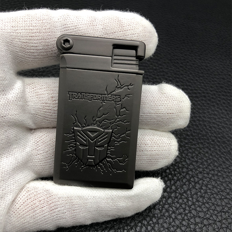 Transformers Boss Windproof Red Fire Flames Bật lửa Thuốc lá nhẹ hơn Sinh nhật Bạn trai Quà tặng - Bật lửa hột quẹt khò