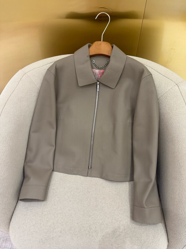 European Station 2026 Autumn/Winter New Imported Lychee Pattern Sheepskin Leather Jacket for Women, Versatile Fashionable Outerwear, Southern Goods European Station 2026 Autumn/Winter New Imported Lychee Pattern Sheepskin Leather Jacket for Women, Versatile Fashionable Outerwear, Southern Goods