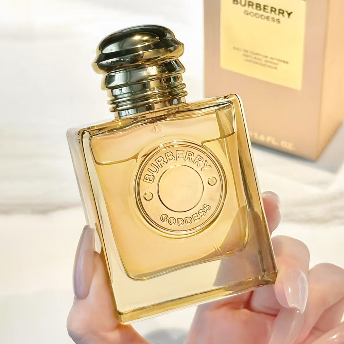 BURBERRY GODDESS 香水　30ml Burberry Goddess Eau de Parfum Intense Fragrance 30ml