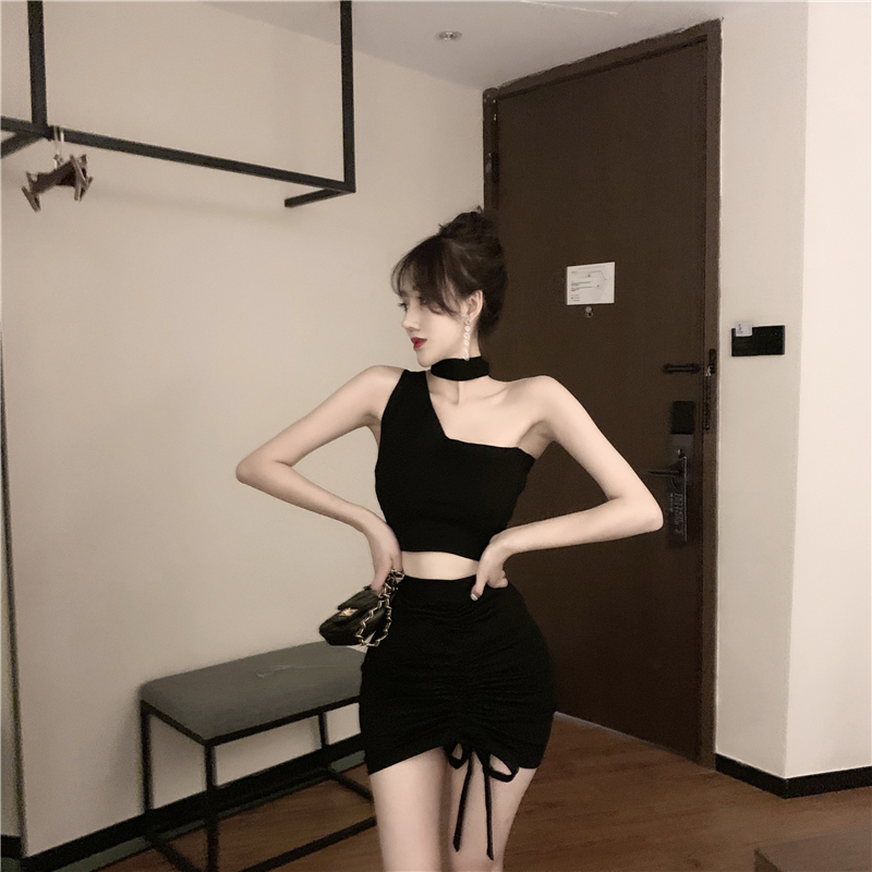 VK旗艦店 韓系斜肩露腰抽褶系包臀套裝短袖裙裝