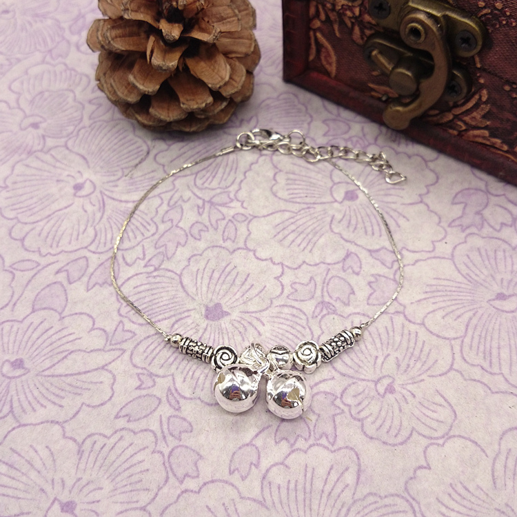 Handmade gió quốc gia Tây Tạng chuông bạc vòng tay biểu diễn múa vòng chân hoang dã Miao phụ kiện bạc - Vòng chân lắc chân