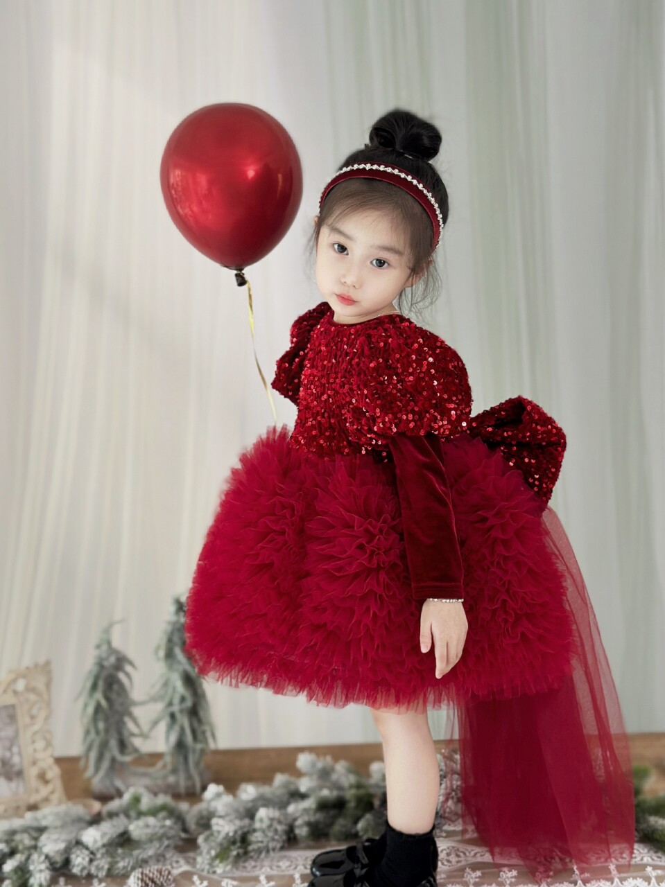 YFY Winter Girl Red Bright Sheet Dresses Superior Gown butterfly knot Fairy Temperament festive New Year Christmas-Taobao