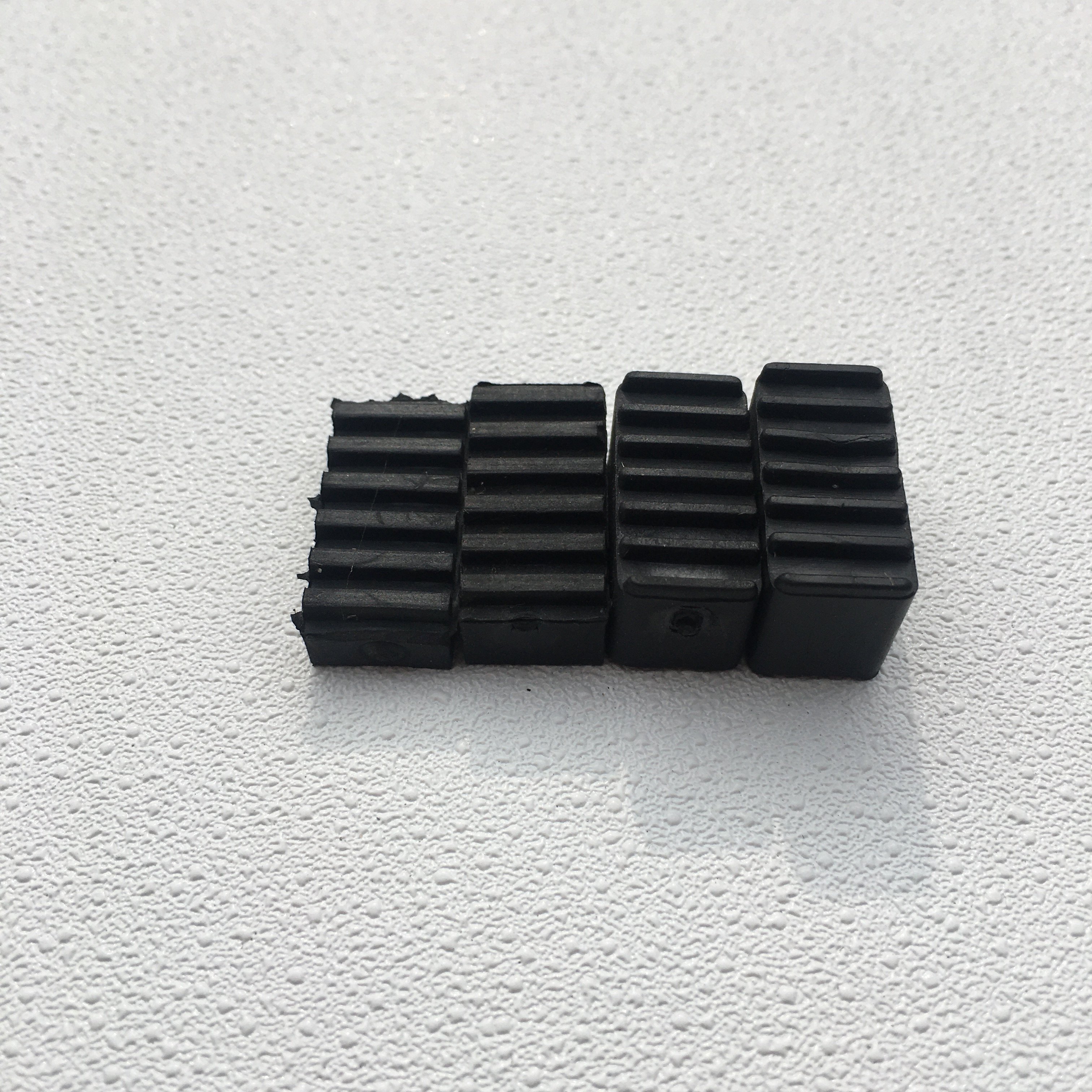 Curtain wall broken bridge aluminum special doors and windows plastic soft rubber glass pad height anti-slip fixed installation gasket