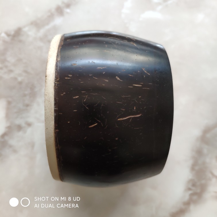 High-grade Banhu scoop Henan Opera Opera Pingju Banhu scoop Indonesian old coconut shell Wall thickness about 0 4-0 5