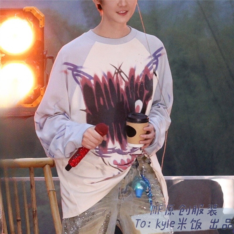 Luhun-Style T-Shirt with Blue and White Color-Blocking and Rabbit Graffiti Print Long-Sleeve Top Trendy