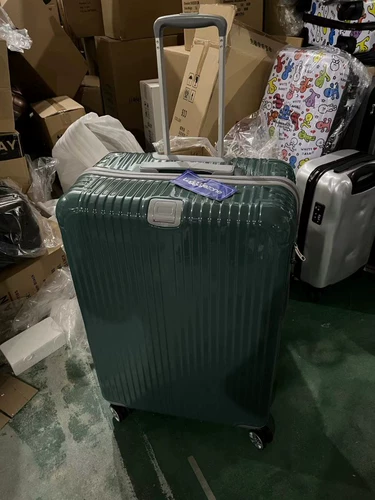 Универсальный чемодан подходит для мужчин и женщин для путешествий, 24 дюймов