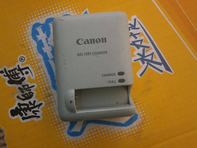 The original Canon NB9L CB-2LB IXUS1000 IXUS1100 IXUS510 500 camera charger