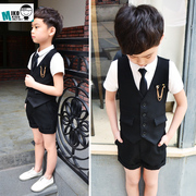 Chàng trai áo giáp váy phù hợp với phiên bản Hàn Quốc của triều 3 mùa hè 4 trẻ nhỏ phù hợp với 5 chàng trai tay áo ngắn giữa chiều dài quần ba mảnh bộ 6 tuổi