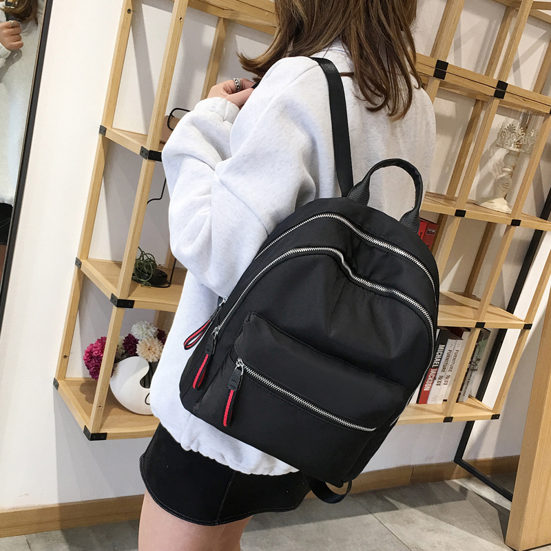 Double Shoulder Bag Woman 2018 New Korean version Tidal Oxford Cloth Small Scapegoat Lady Nylon 100 Hitch Fashion Canvas Bag Bag