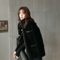 DALU black round neck small fragrant lamb plush short coat female 2020 new Korean version loose autumn and winter Joker