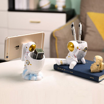 Amazons new astronaut ornaments for childrens rooms astronaut ornaments multifunctional pen holder mobile phone holder