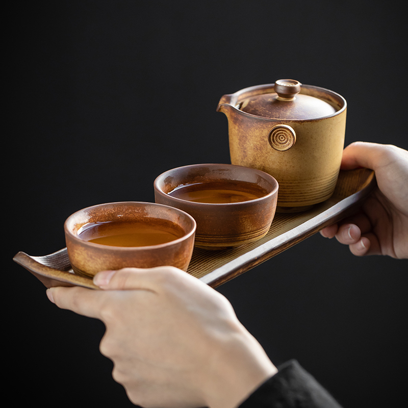 Japanese-Style Kiln-Fired Vintage Square Coarse Pottery Handcrafted Teapot for Home Use, Handmade Kung Fu Tea Set with One Pot and Two Cups, Anti-Scalding Tea Brewing Set