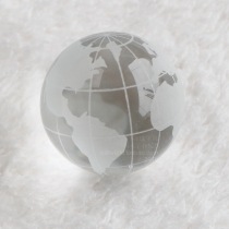 Crystal globe crystal ornaments office desktop decorations European light luxury home furnishings glass crafts