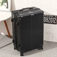 Элегантная модель черного царапин-царапин