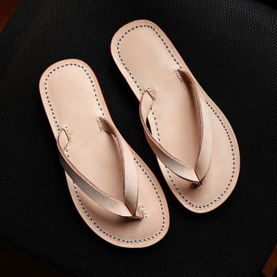 Thickened vegetable-tanned cowhide flip-flops, original color genuine leather sweat-absorbing and odor-proof home slippers, thick-soled anti-slip, cool, breathable and shoe clipper