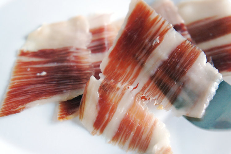 生吃火腿进口西班牙火腿伊比利黑猪火腿切片J