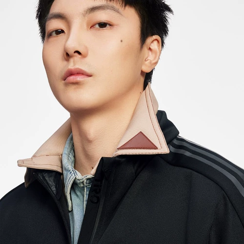 Adidas, комфортная спортивная мужская куртка для отдыха