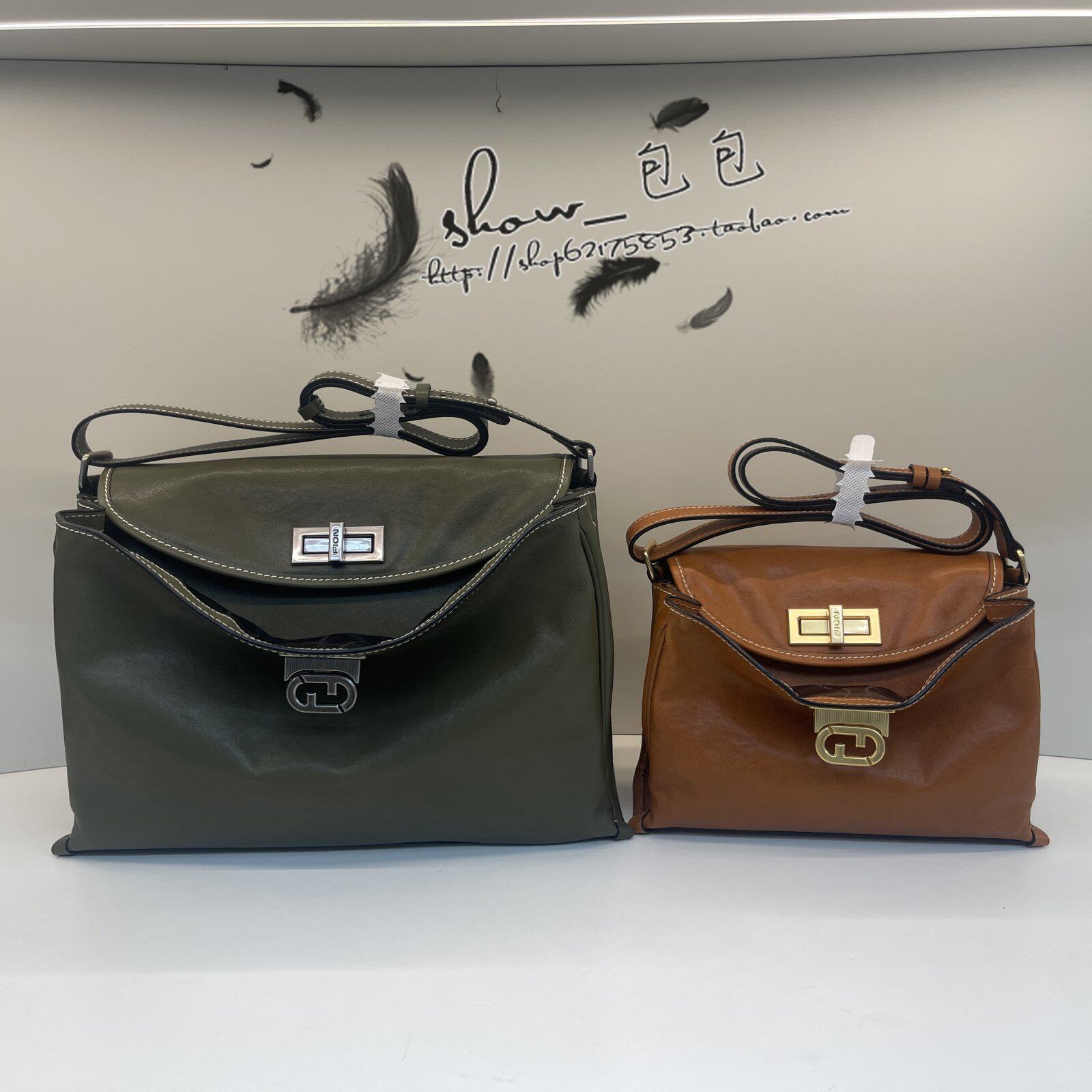 2025年春夏 FION新作 レディースハンドバッグ、植物タンニンなめし革、ハンドバッグ/クロスボディ、大容量 FAAFVNH003