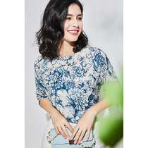 U N Q Classical Green Flower porcelain printed 70% cuffs lace with heavy pound genuine silk double crepe with thin mulberry silk blouse