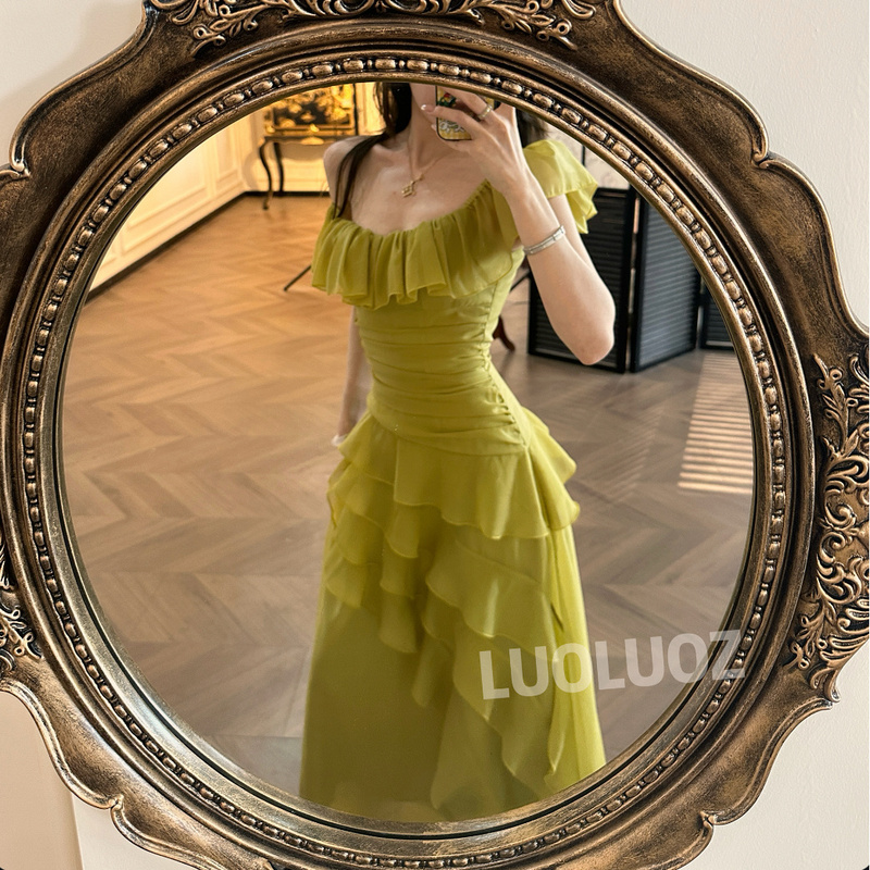 Luoluoz【Green Field Wind】Elegant Waist-Cinching, Ethereal and Fluttering, Stunning Goddess-Style Long Dress Cc106
