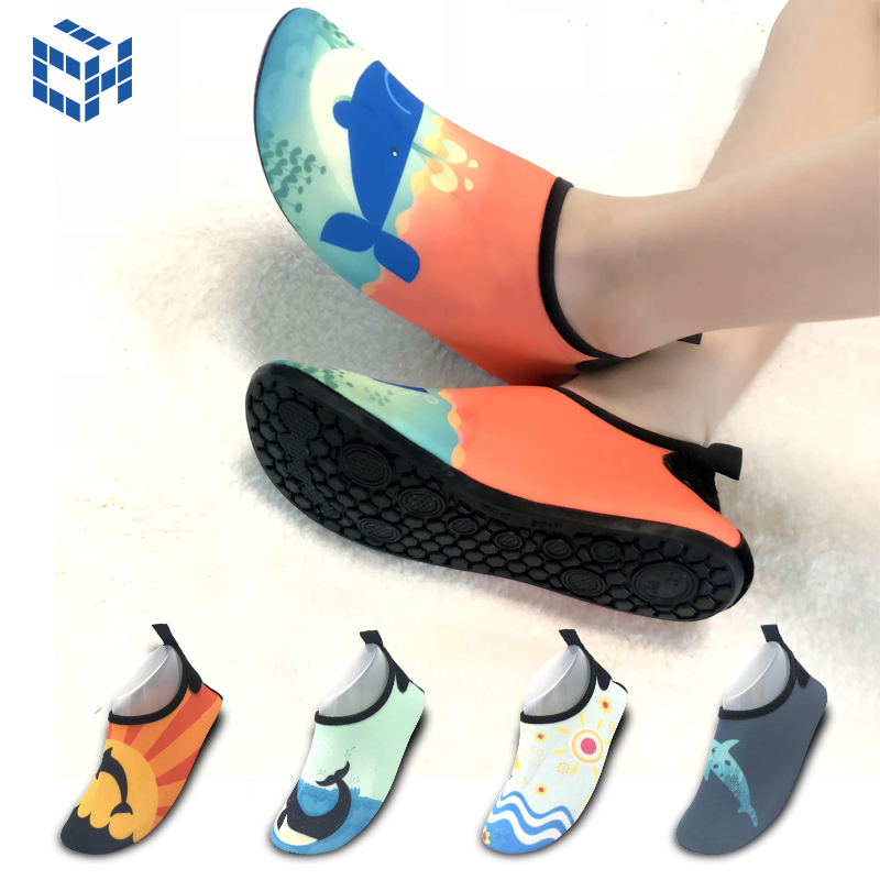 Beach socks shoes men and women diving snorkeling children wading upstream swimming shoes soft shoes non-slip anti-cutting barefoot skin shoes