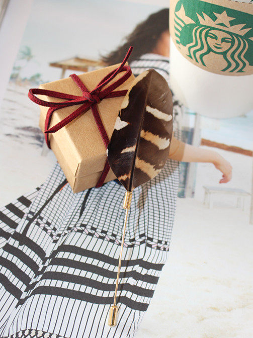 Broche femme en plume - Ref 1172259 Image 16