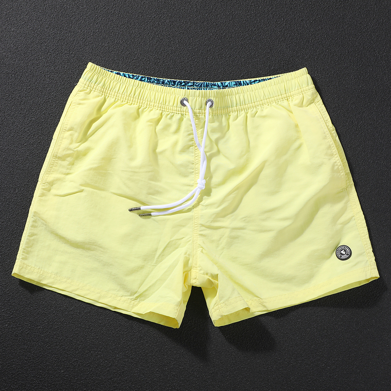 25 Years New Model Men's Summer Fresh Solid Color Three-Quarter Shorts for Fitness, Running, Loose Fit, Breathable, Suitable for Water Activities, Beach Shorts