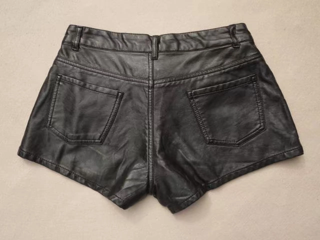Quần short nữ mùa thu và mùa đông Phiên bản Hàn Quốc của quần lửng eo mỏng Quần da PU rộng chân hoang dã