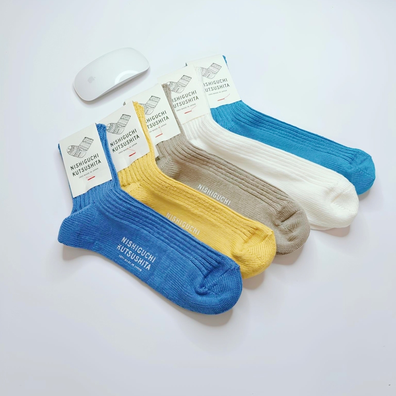 In Stock Nishiguchi Kutsushita Japanese-Made Men's and Women's Linen Yarn Thin Solid Color Mid-Calf Socks In Stock Nishiguchi Kutsushita Japanese-Made Men's and Women's Linen Yarn Thin Solid Color Mid-Calf Socks