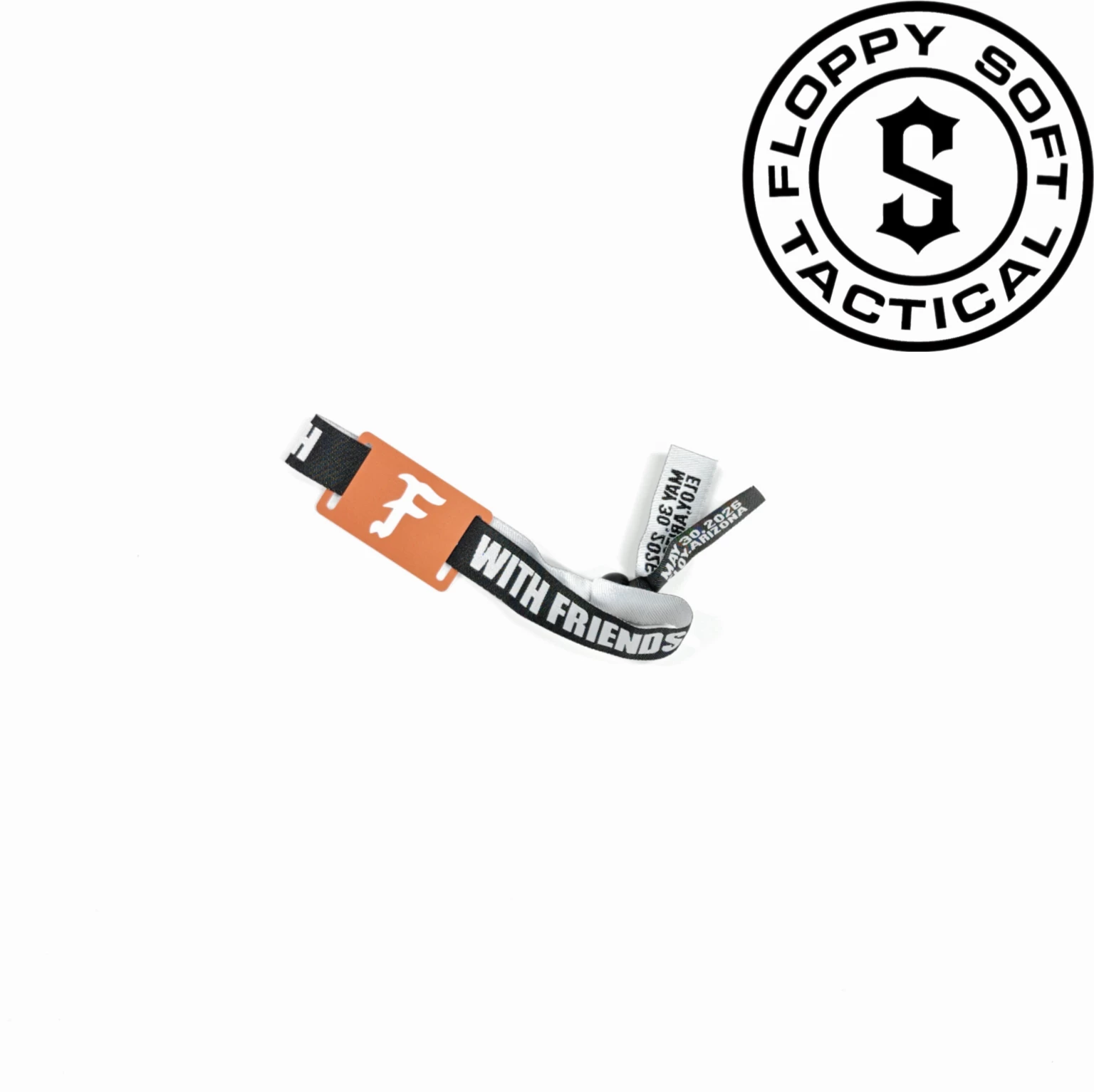 Pulsera conmemorativa en la muñeca