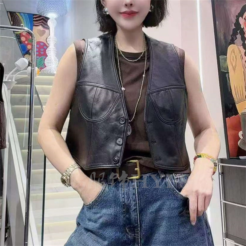 Genuine Leather Vest for Women, Short Style, V-Neck, Three-Button, Sleeveless Leather Vest, Slimming Vest, Light Luxury, Fashionable, Versatile, Slimming Genuine Leather Vest for Women, Short Style, V-Neck, Three-Button, Sleeveless Leather Vest, Slimming Vest, Light Luxury, Fashionable, Versatile, Slimming