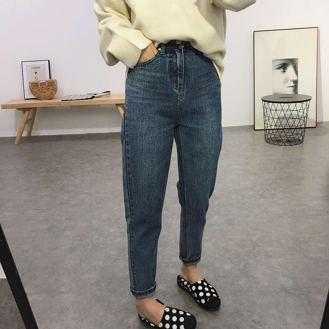 Một Tuosheng Bi khuyên! Quần jeans nữ màu xanh Harlan bị bó chân thẳng và quần denim rách. chân váy bò