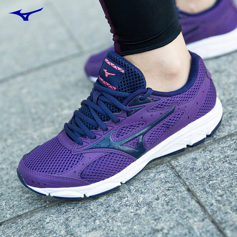 mizuno spark 3