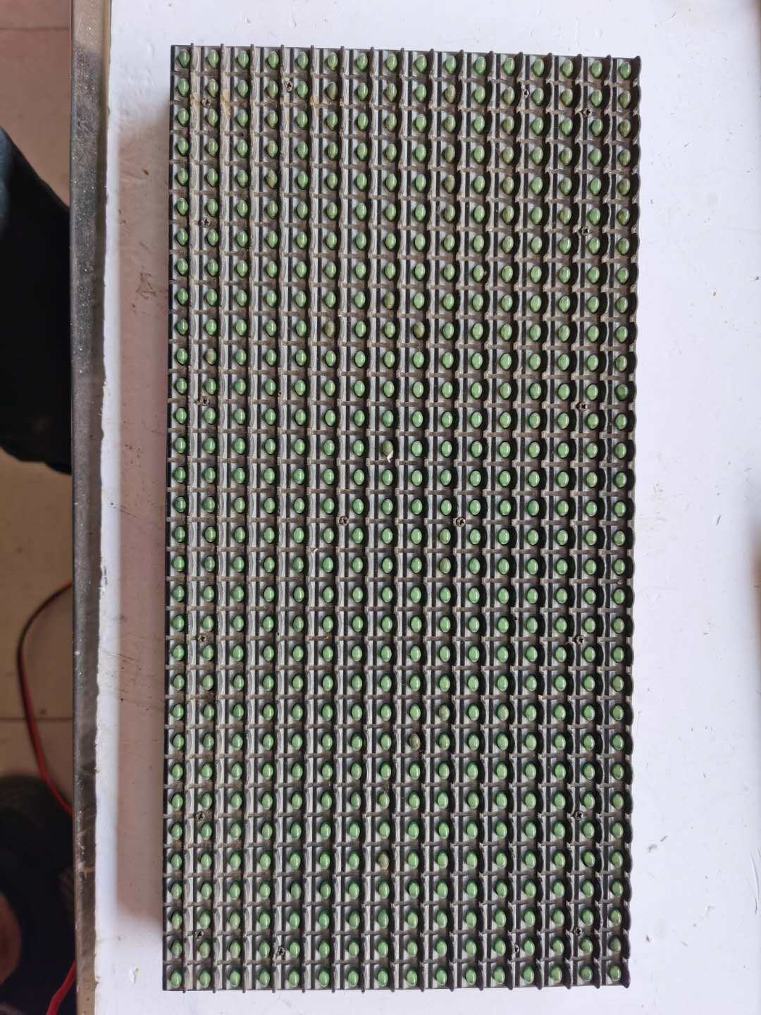 Refurbished P10 Unit Board Second Hand LED Unit Board Unit Board Tailstock P10 Unit Plate Handling