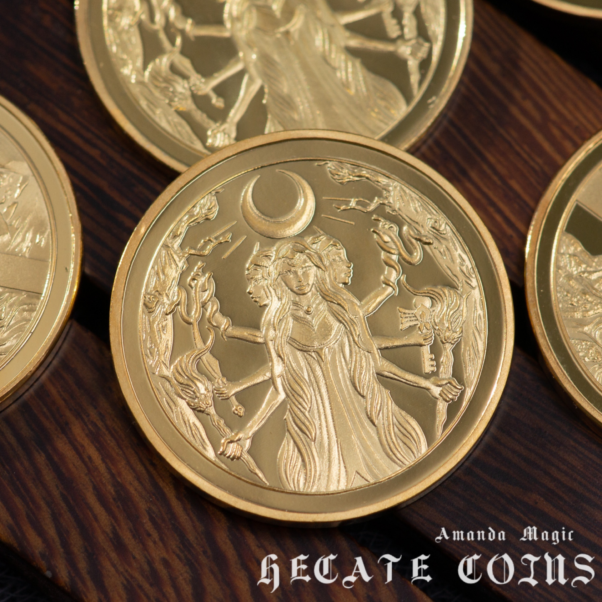 (Original from the pharmacist) HECATE Hecate gold coin ancient Greek three-phase map collection of commemorative bronze coins