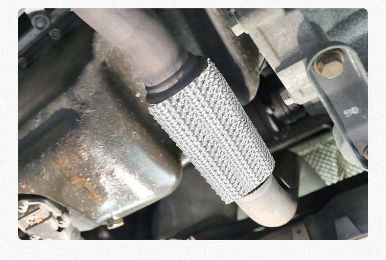 Engine compartment, other rear chassis components, three-way catalytic converter, muffler, car aluminum plate, insulated exhaust pipe