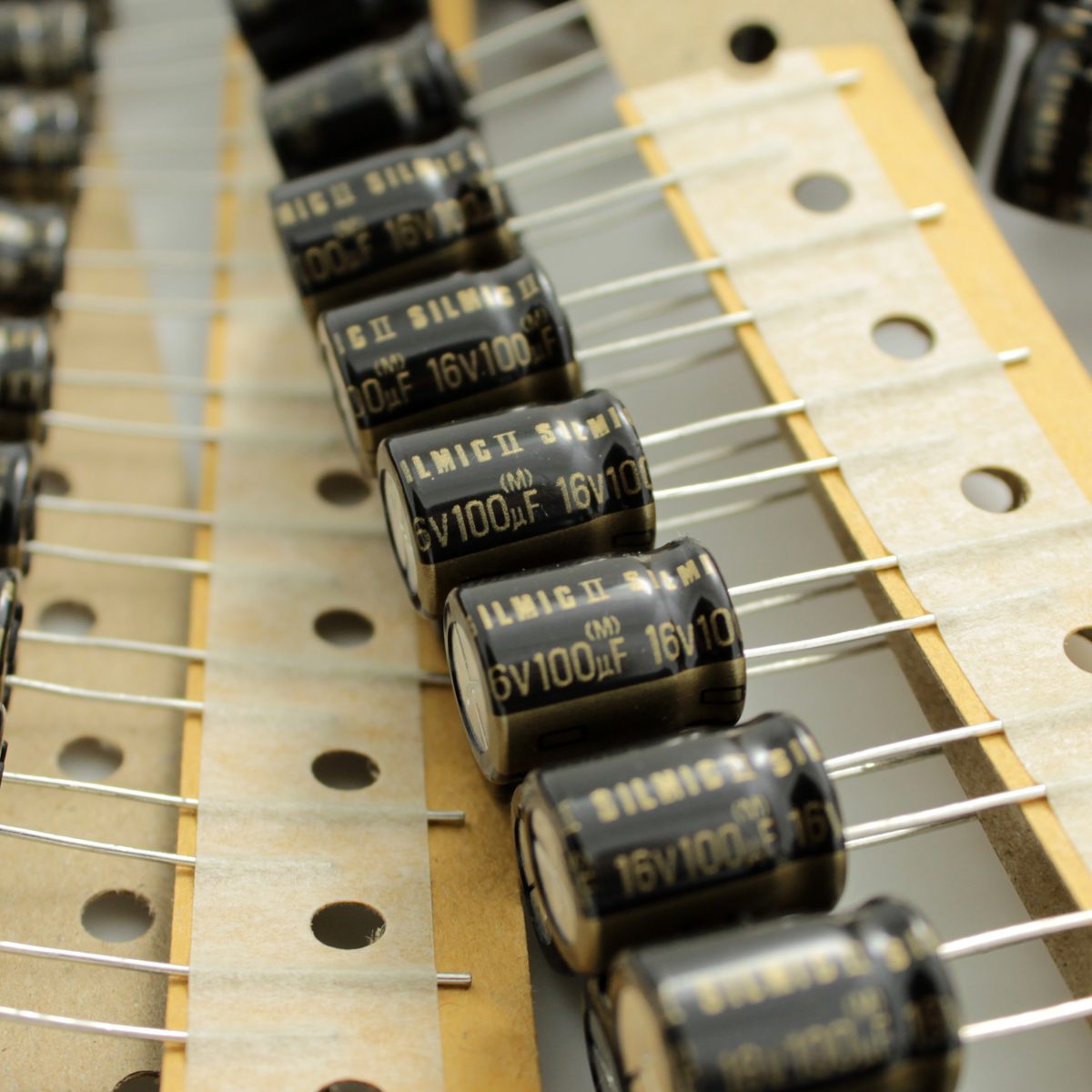 19 annual production of original Malay-made ELNA Ina SILMIC II RFS 16V 100UF audio electrolytic capacitor