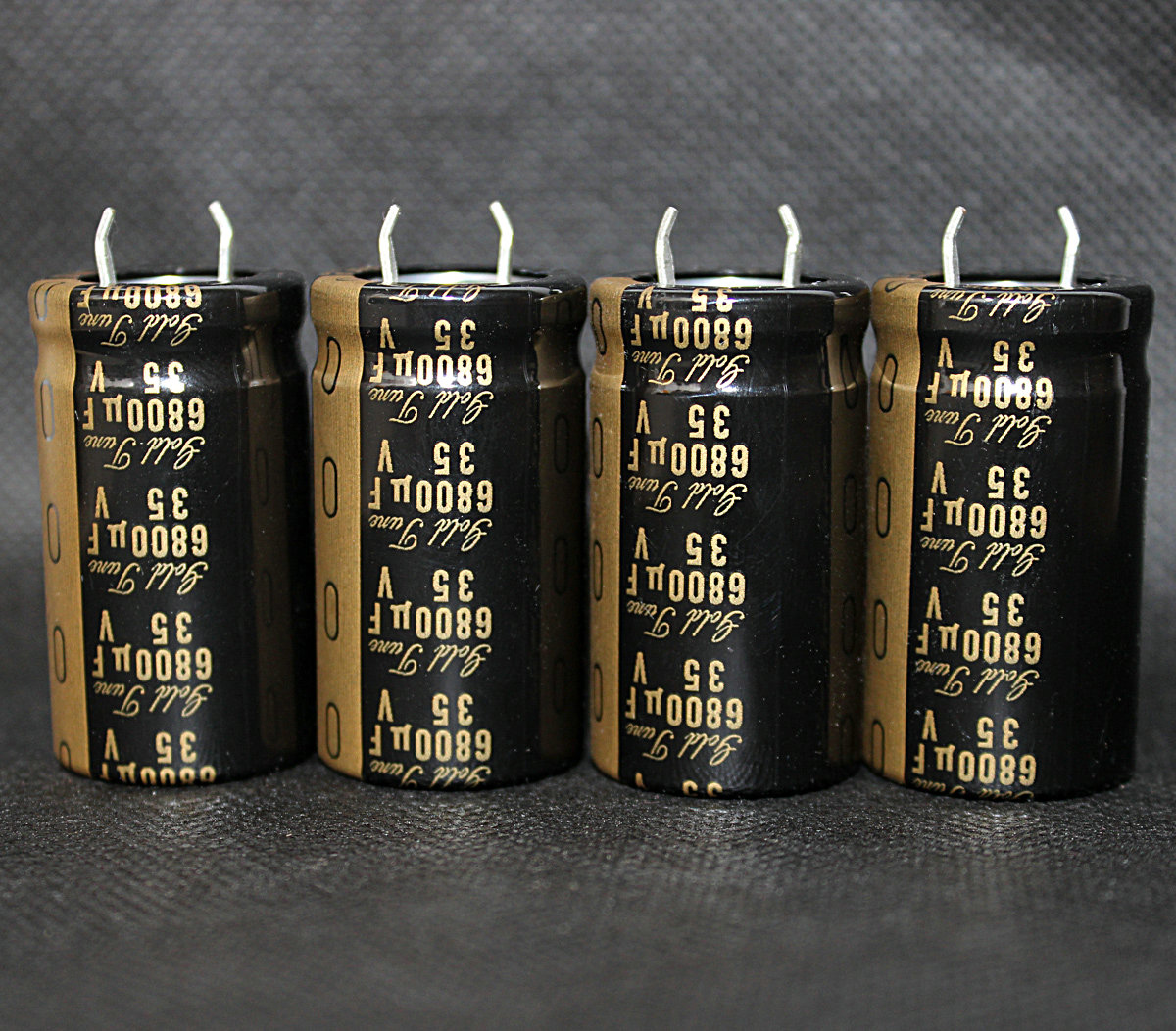 19 Years of original Japan Nichicon 6800UF 35V KG type I audio electrolytic capacitor