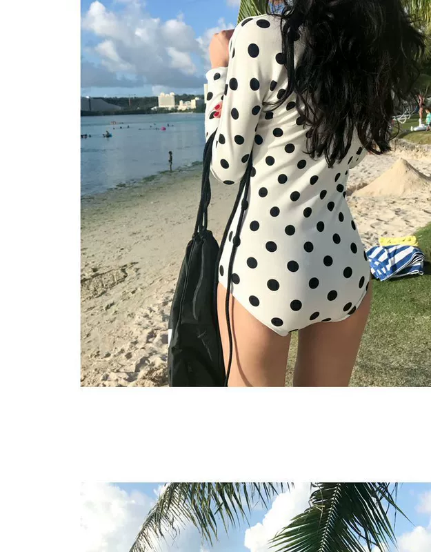 Áo tắm chấm bi đen và trắng của phụ nữ tam giác một mảnh dài tay chống sai bảo thủ thể thao cổ cao dây kéo ngực đệm lướt sóng wetsuit - Bộ đồ bơi One Piece