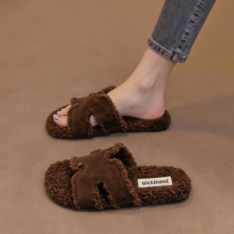 British Genuine Leather Lambswool One-Strap Fur Slippers for Women, Autumn 2026 New Model, Comfortable and Warm Cotton Slippers for Outdoor Wear
