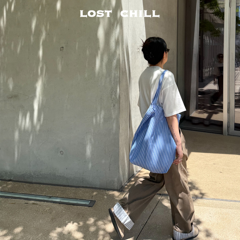 Lost Chill-Spring and Summer Quick-Drying Refreshing Blue and White Stripesd Shoulder Bag Large Capacity Lightweight Korean Style Canvas Bag