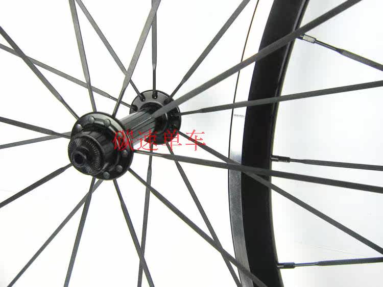 Roues de vélo cyclisme sur route - Ref 2373746 Image 9