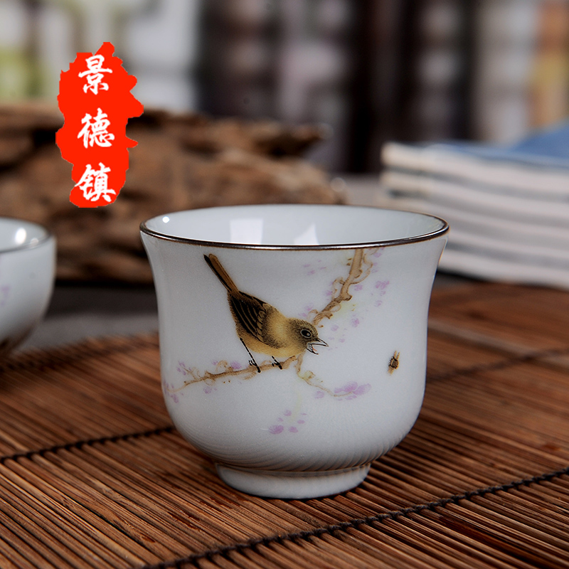 The elder brother of The jingdezhen up can keep open a piece of crack cup a pot of two cups of household ceramic portable travel kung fu tea set