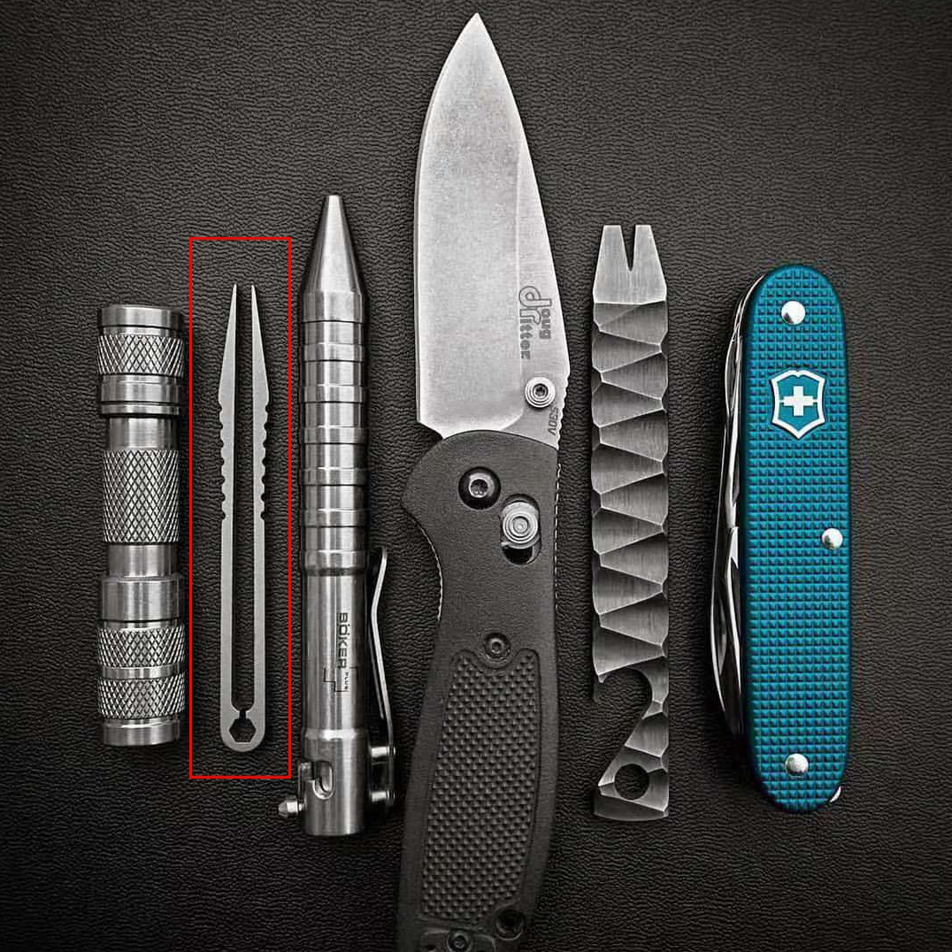 Tweezers Pelican long mouth shape Multifunctional titanium alloy tc4 with hexagonal integrated computer gong EDC born player