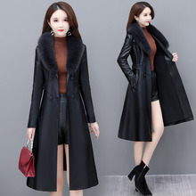 The store has had repeat customers for thousands of years. The old store has added plush leather jackets for women in winter 2022. The new slim fit and warm black jacket is a medium length jacket with a fur collar that looks slimming