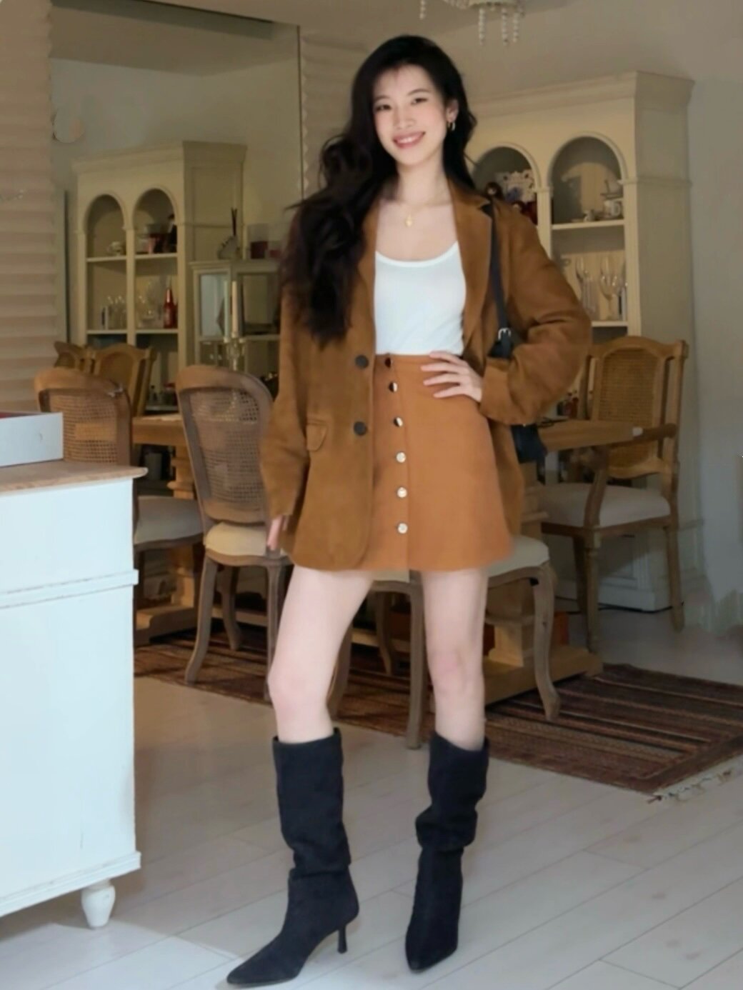 Le' Murmure冬季时尚羊反绒长筒靴堆堆设计慵懒随性 高跟拉长腿部比例