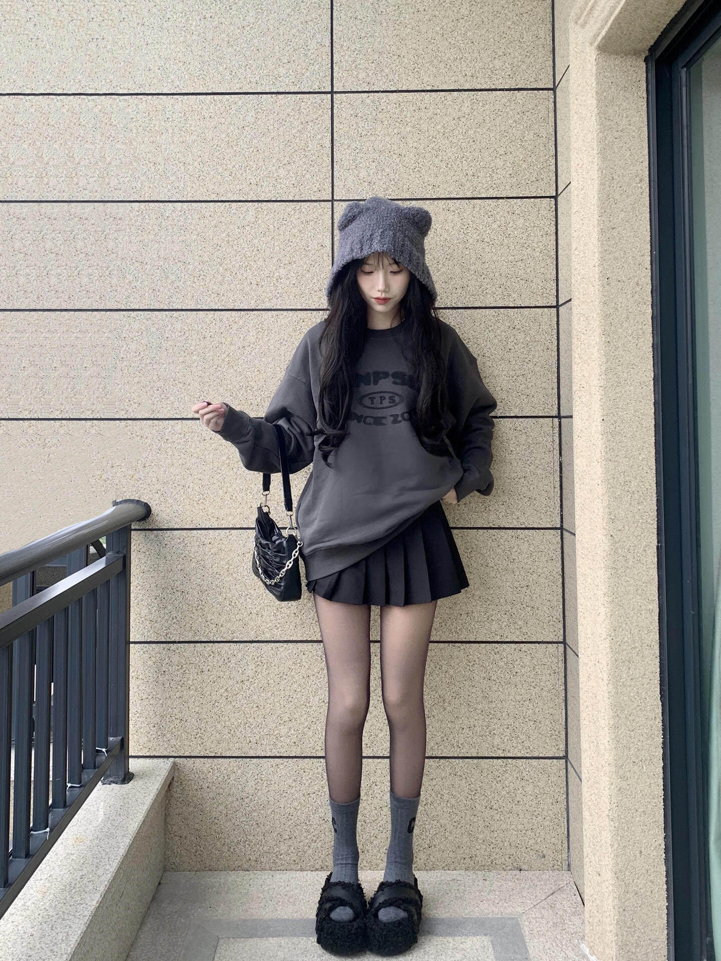 小野和子冬季黑丝光腿神器 加绒双层设计保暖不臃肿 替换装方便实用