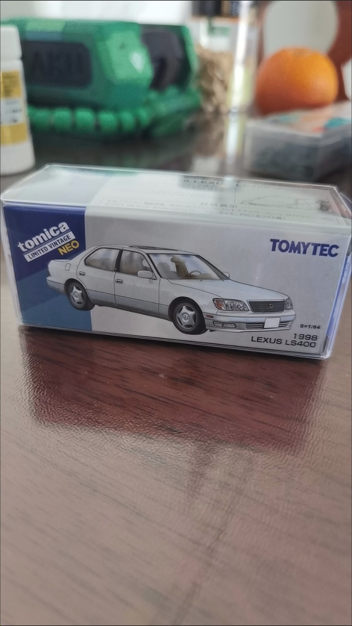 26年2月TOMYTEC TLV LV-N 1998 LEXUS LS400 (WHITE/ SILVER)白银-淘宝